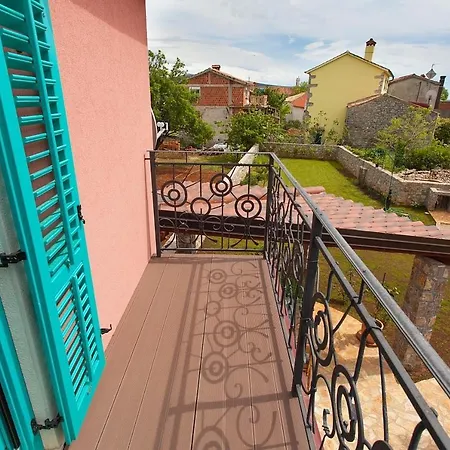 House With A Parking Space Kornic, Krk - 11504 Сasa de vacaciones
